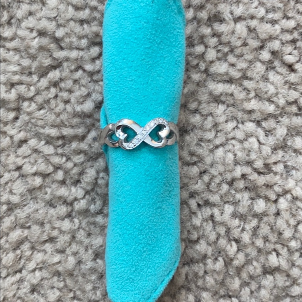 Tiffany 18k Picasso heart ring